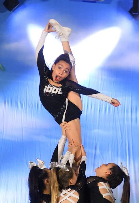 IDOL Cheer Picture 3