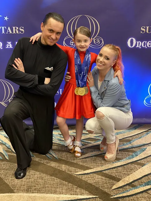 Dance Town Picture 6