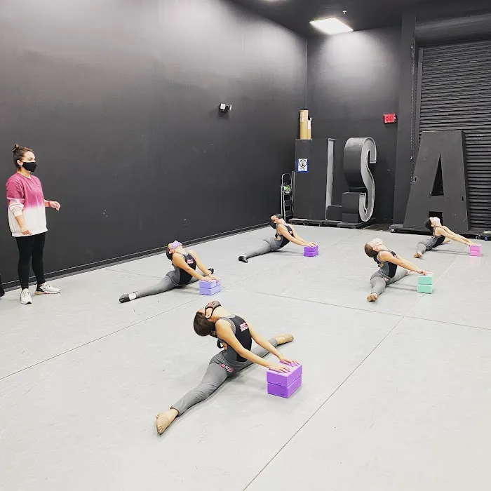 Ascendance Studio Picture 3