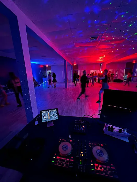 Zouk Miami: Zouk United Dance Studio Picture 5