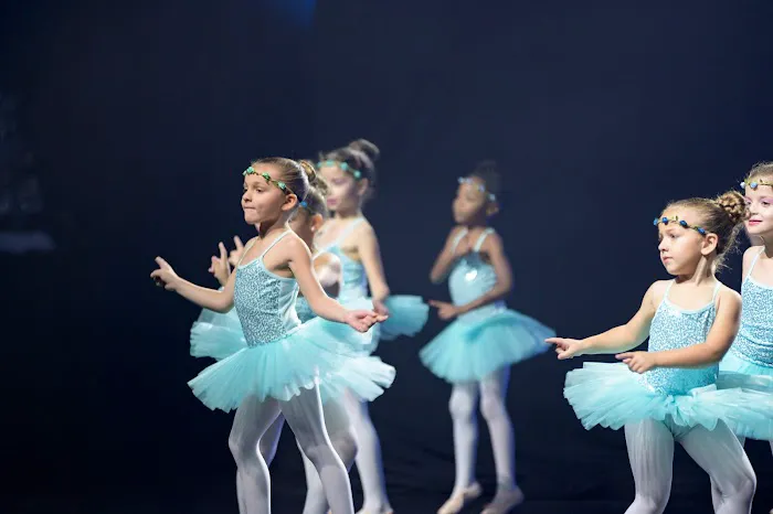 Worship Dance Academy Picture 1