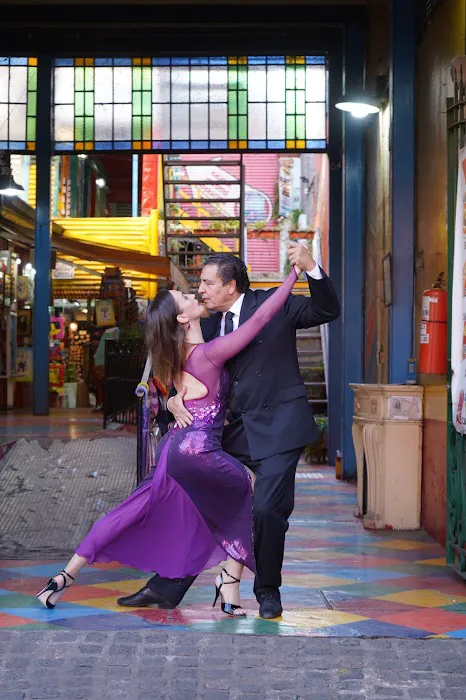 Tango a Tiempo, school of Argentine Tango, Private Lessons, Performances Picture 4