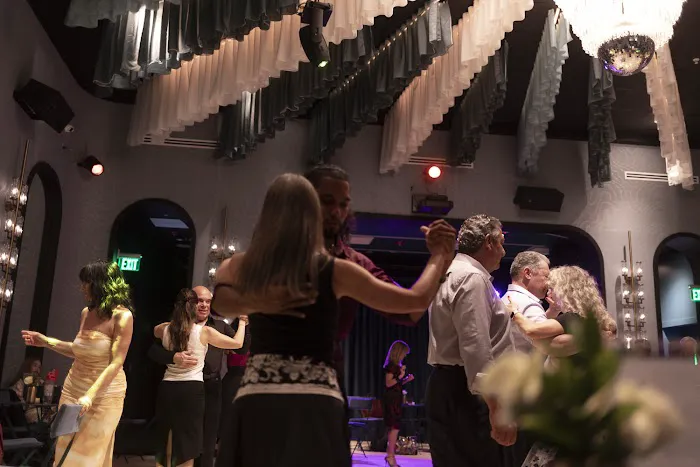 Tanda Tango & Social Club Picture 6