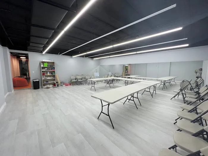 MPEOPLE DANCE CENTER Picture 6