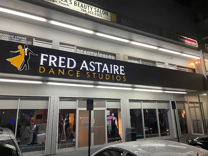 Fred Astaire Dance Studios - Pinecrest Picture 8