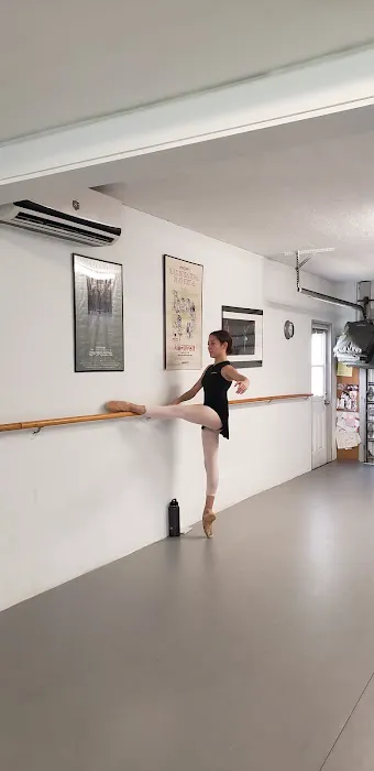 Ballet & Beyond Picture 4