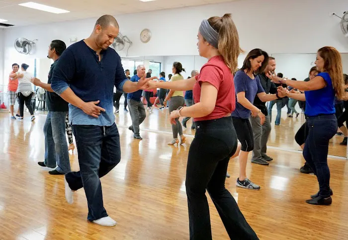 Karibe Dance Studio Picture 10