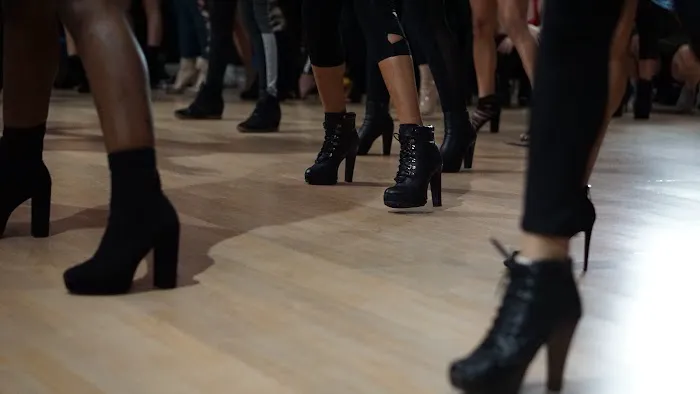 Show Stopper Dance Studio - Headquarters Picture 6