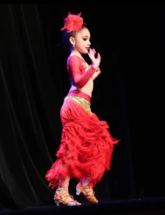 CALI WORLD DANCE COMPANY Picture 5