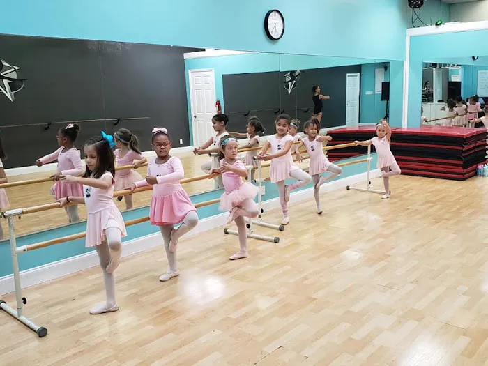 Universal Dance Studios Picture 7