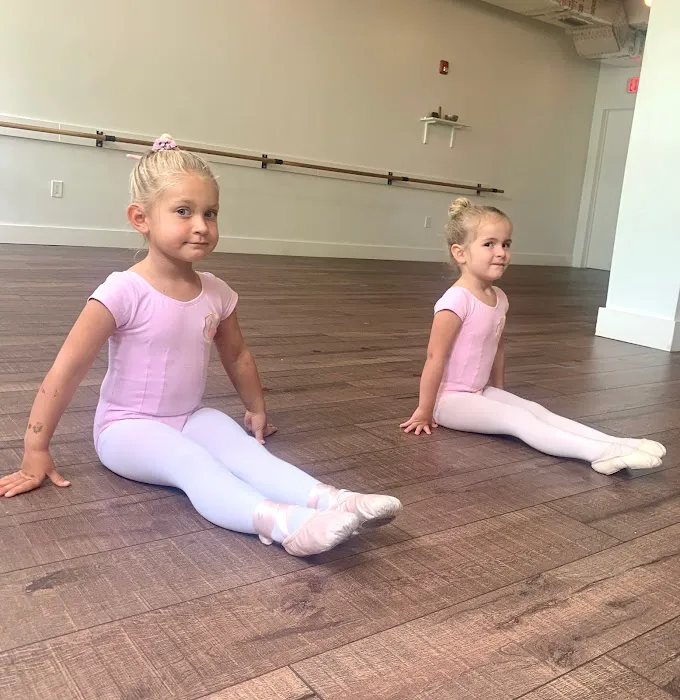 Ayala Royal Ballet - Miami Beach Picture 7