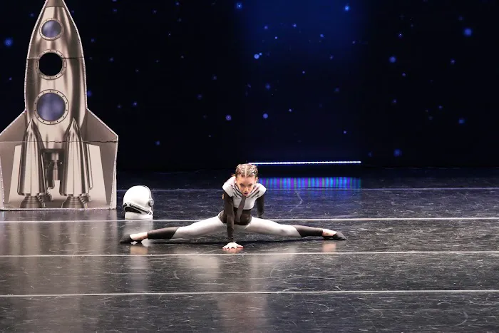 Motiv8 Dance Movement Picture 4