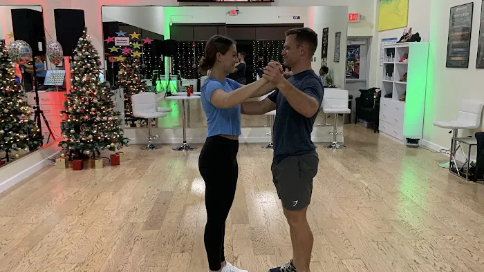 Fred Astaire Dance Studios - Hallandale Beach Picture 9