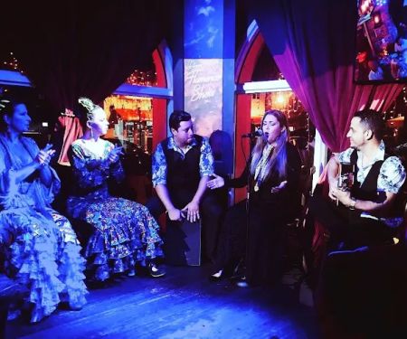 Ania Du00edaz Profesora/Coreu00f3grafa Bailarina profesional de flamenco