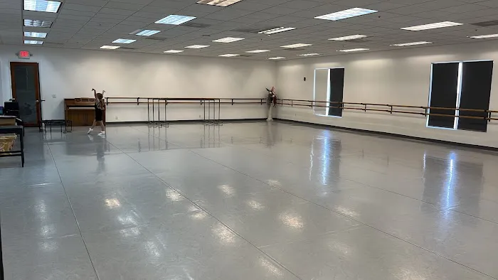 Kirova Dance Academy Picture 7