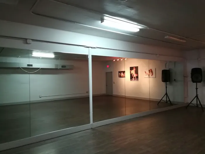 YC DANCE STUDIO Picture 5