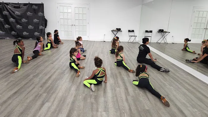 Ritmo Dance Studio Picture 5