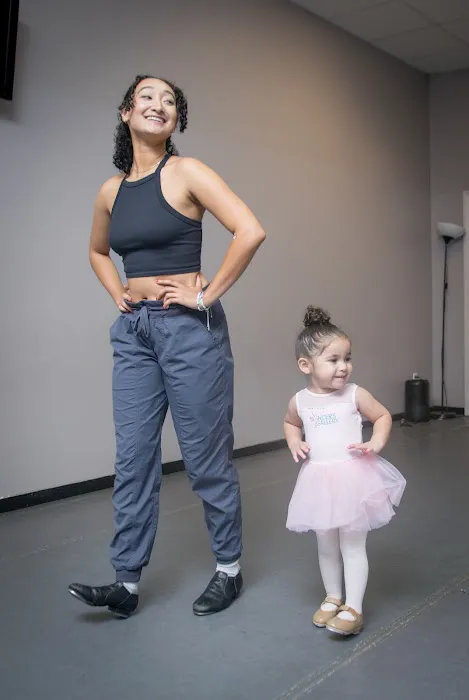 Dancer's Gallery Picture 1