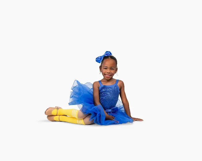 Dancer's Gallery Picture 5