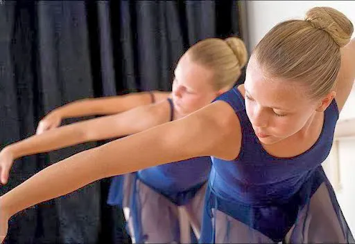 Pembroke Ballet Picture 10
