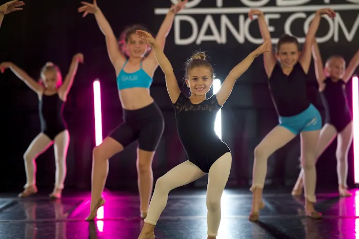 Studio 61 Dance Company Picture 4