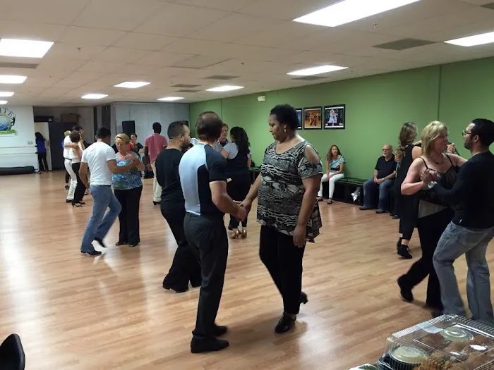 Fajardo Elite International Dance Academy Picture 6
