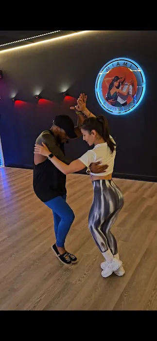 Miami Bachata Fusion Picture 2
