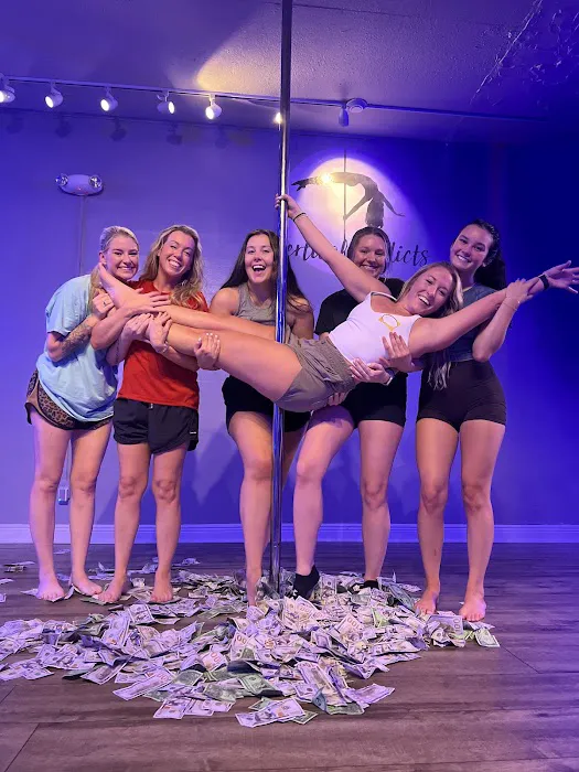 Vertical Addicts Pole Studio Picture 4