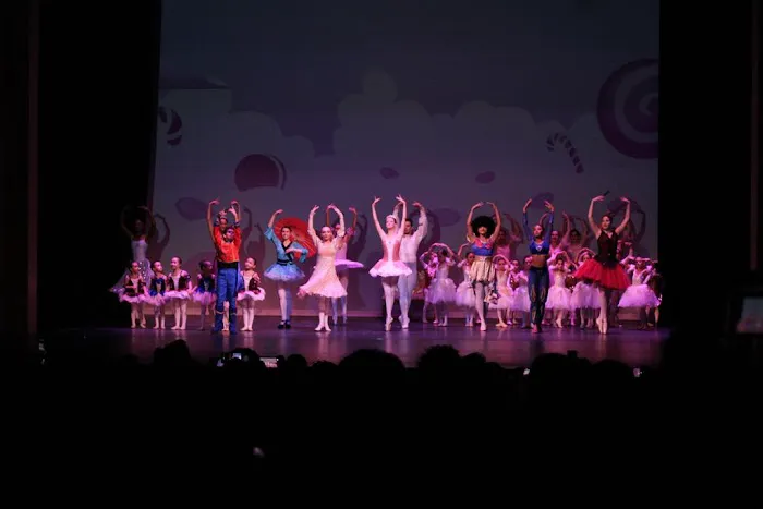 Connection Dance Center Picture 2