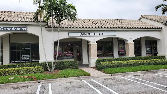 Dance Theatre at Plantation Promenade Picture 2