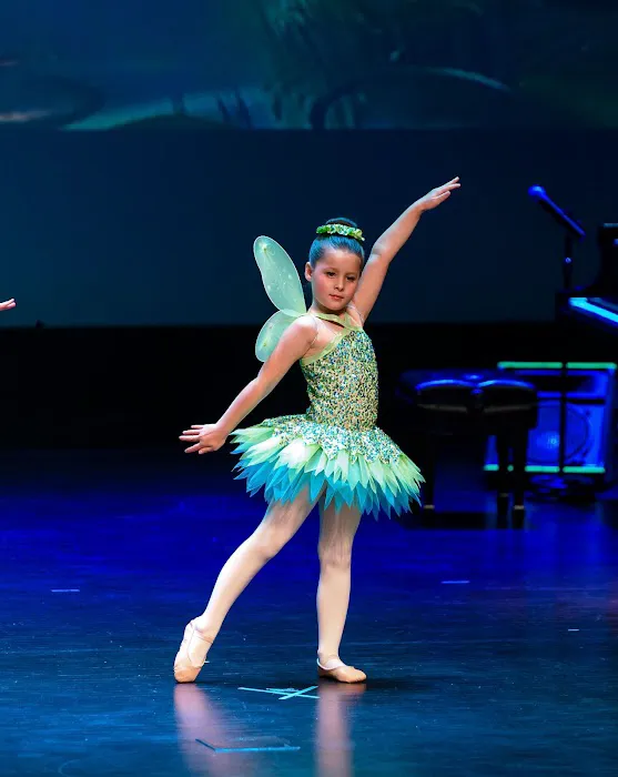 Rising Starz Music & Performance Academy Picture 4