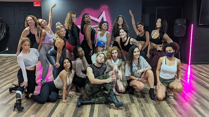 The Royal Peacock Studio - Dance classes, Custom Choreography & Group Fitness Picture 9