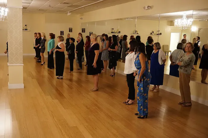 FRED ASTAIRE DANCE STUDIO Picture 8