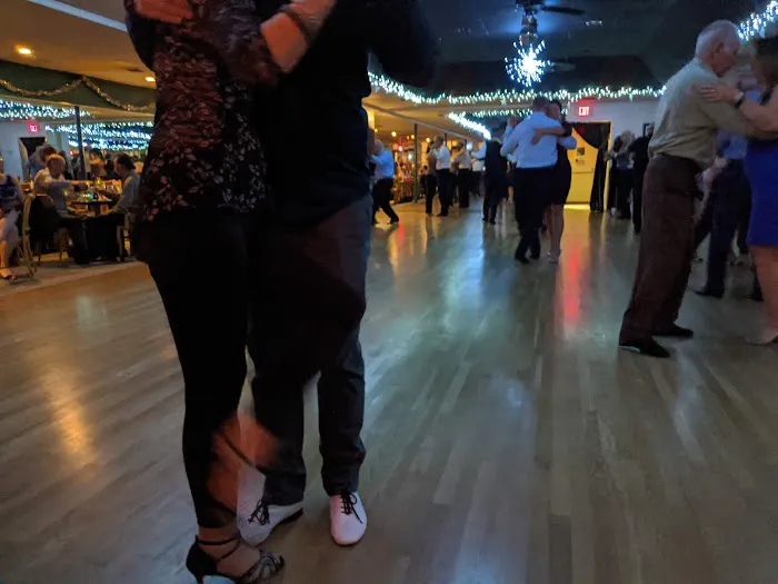 Star Ballroom Picture 1