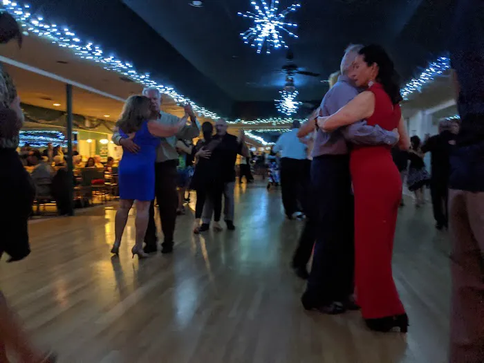 Star Ballroom Picture 6