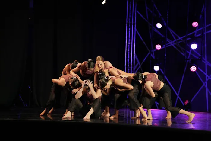 Evolution X Performing Arts Picture 4