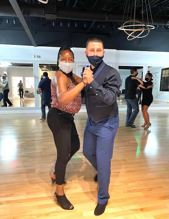 Arthur Murray Dance Center Parkland Picture 10