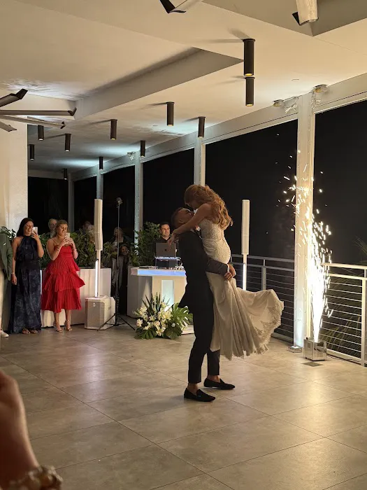 The Wedding Dance Picture 3