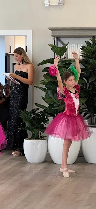 Tiara ballet studio Picture 1