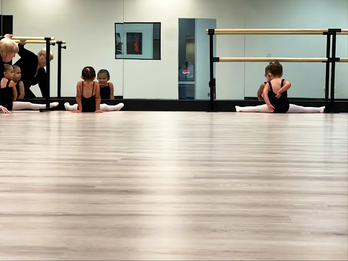 JJ's Dance Studio Picture 1