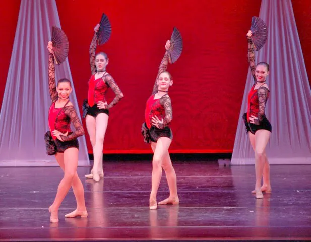 Southern Dance Theatre Picture 4