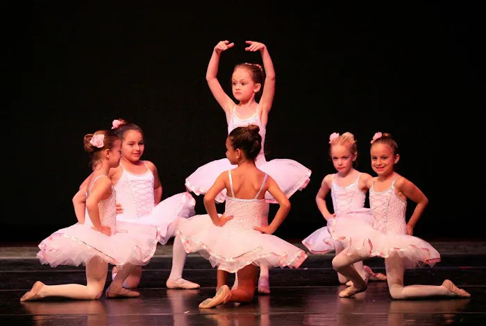 Southern Dance Theatre Picture 7