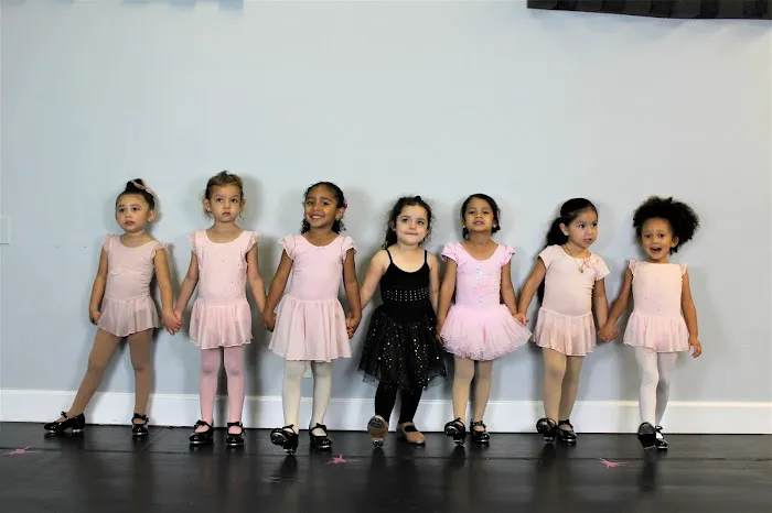 Lisa's Dance & Exercise Picture 5