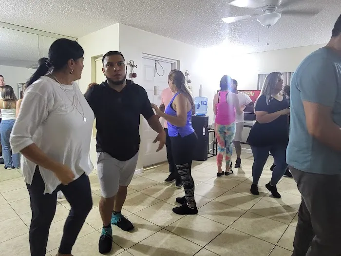 Easy Latin Dance Picture 8