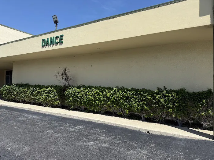 Ballroom Dance Studio Picture 7