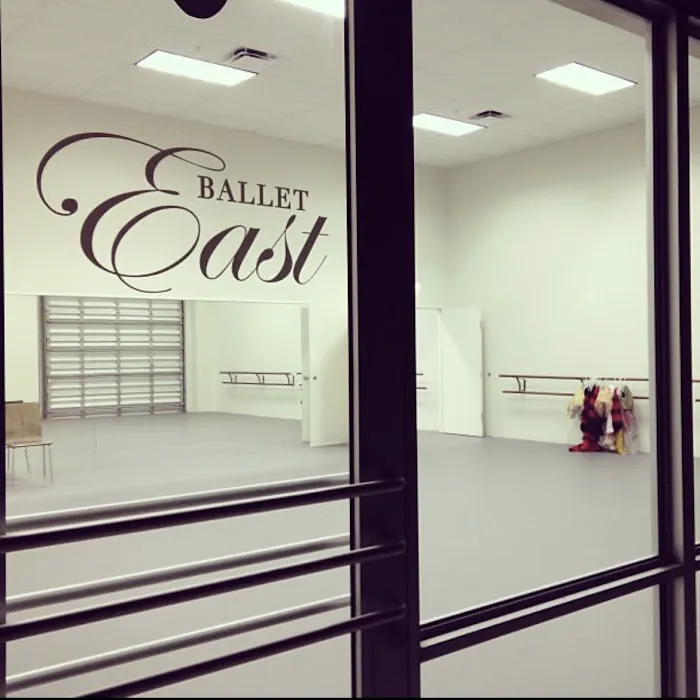 BALLET EAST Picture 1