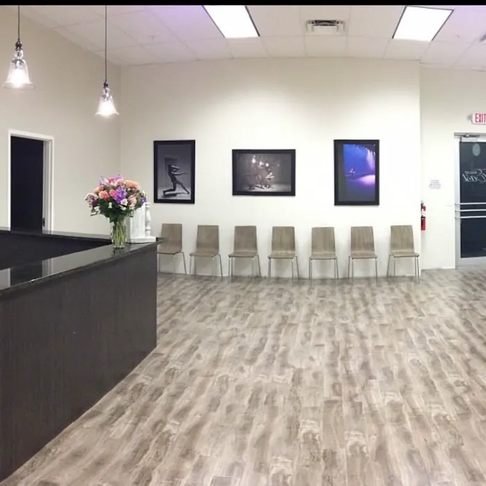 BALLET EAST Picture 2