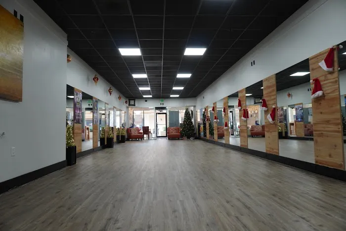 Fred Astaire Dance Studios - Palm Beach Gardens Picture 6