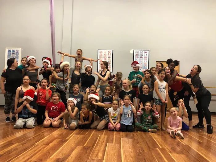 Extreme Dance Company Picture 5