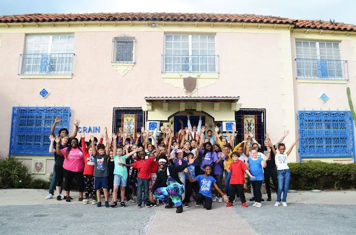 The Lindsay School of the Arts Picture 1